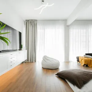vizitați hotelul